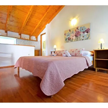 Apartment Adriana - A2 Starigrad Paklenica